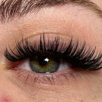 Blink Baddie. Magnetic Lash Kit™